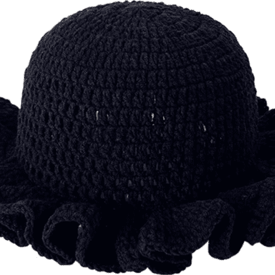 Foldable hand-knitted hat