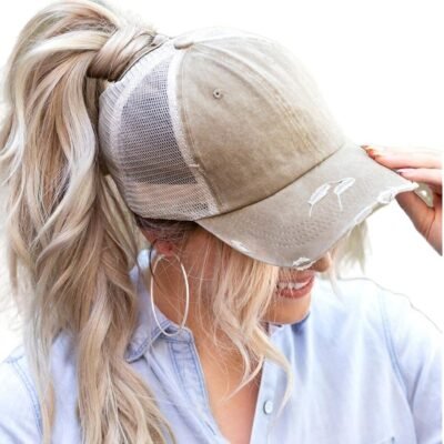 Baseball cap for ponytails/high buns